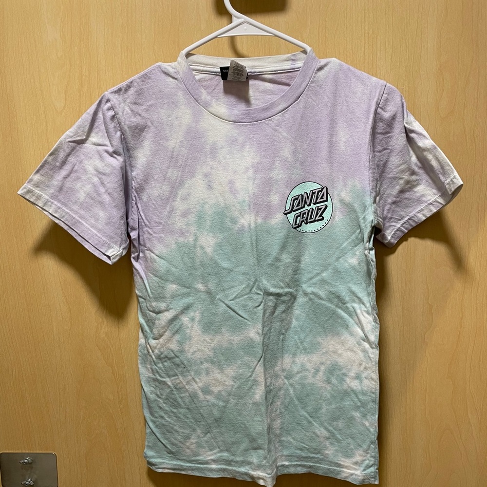 Santa Cruz Tee